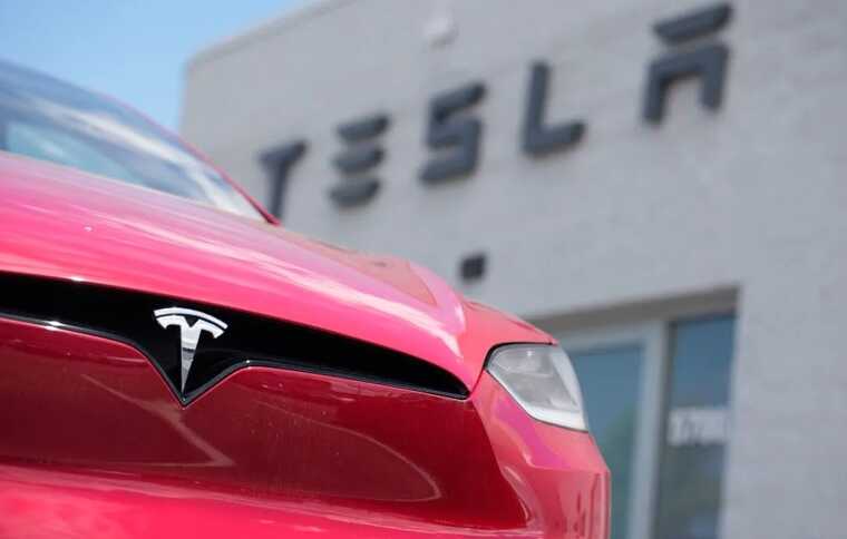 Tesla под следствием: системы FSD проверяют на безопасность после смертельной аварии