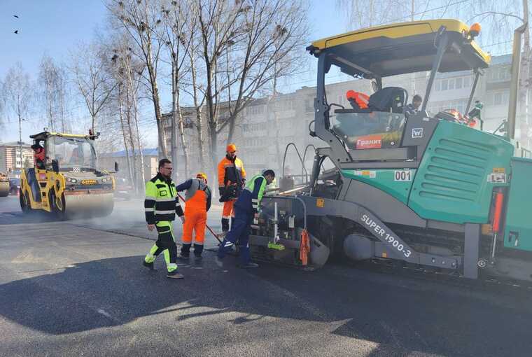 В СЗФО крупные дорожные контракты достались фирмам, связанным с Владимиром Голубевым