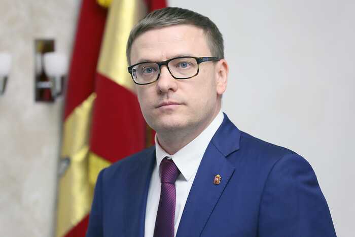 Губернатор Текслер теряет позиции на фоне политических ударов и давления со стороны Якушева